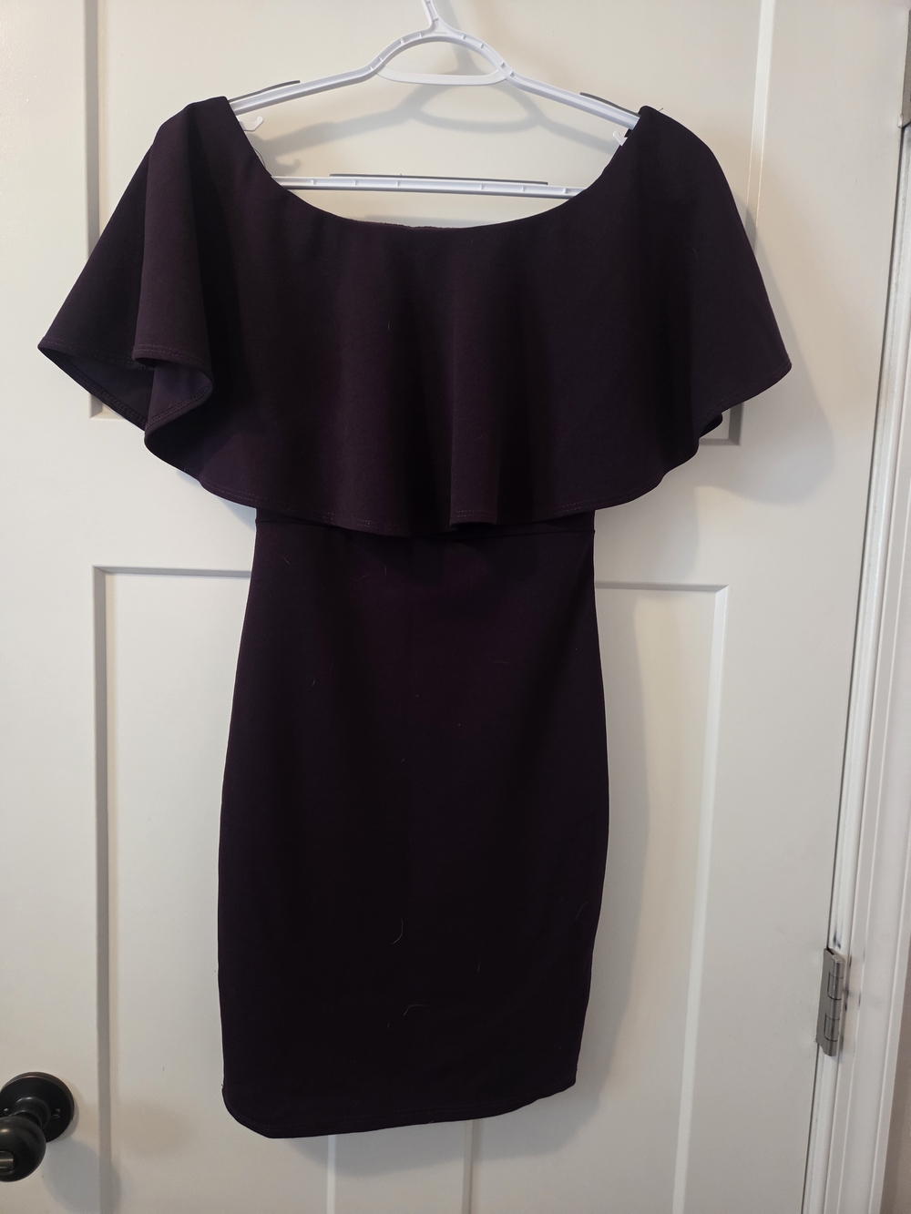 Soprano One-Shoulder Ruffle Bodycon Dress in Deep Purple